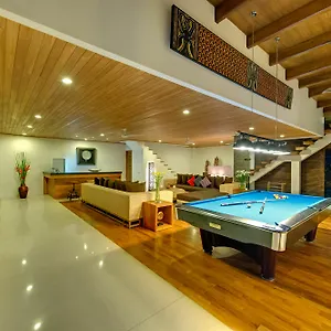 https://villa-kinaree.hotelsseminyak.net