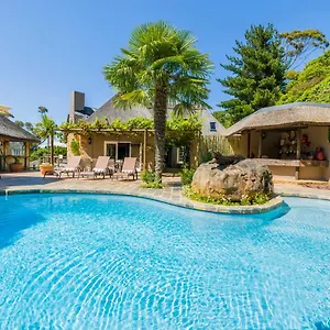 https://ikhaya-safari-lodge.hotels-capetown.com